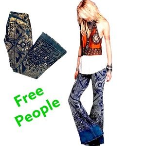 Flash Sale 🎉 Free People Rare Bali Flair Maylaya Wash Coachella Festival Jeans